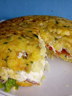 Una foto de Tortilla rellena a la Canaria