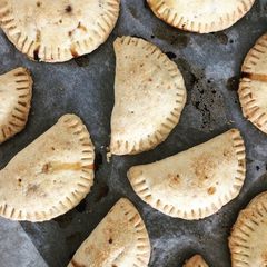 A picture of Apricot Pockets.