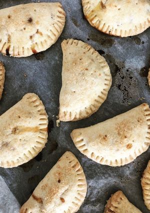 A picture of Apricot Pockets.