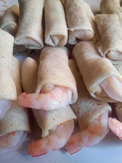 A picture of My shrimps spring roll.