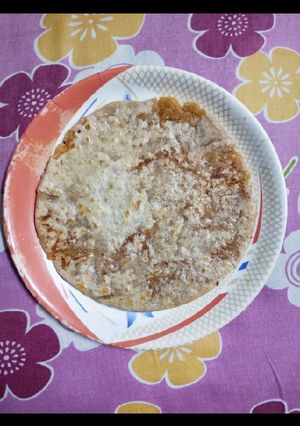 પુરણ પોળી (Puran Poli Recipe In Gujarati) રેસીપી મુખ્ય ફોટો