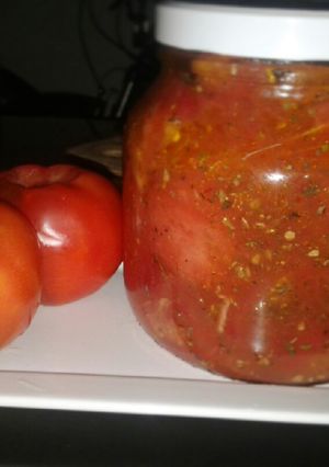 Una foto de Tomate en conserva. 🍅