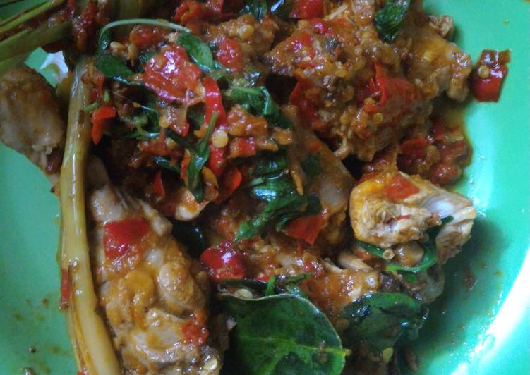 kaidah mengolah Ayam rica-rica kemangi apa adanya 😂 yang puas