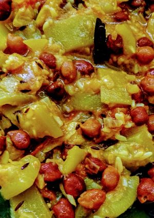 A picture of Delicious Lauki Curry.