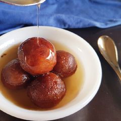 A picture of Sweet potato Gulab Jamun.