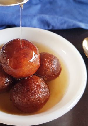 A picture of Sweet potato Gulab Jamun.