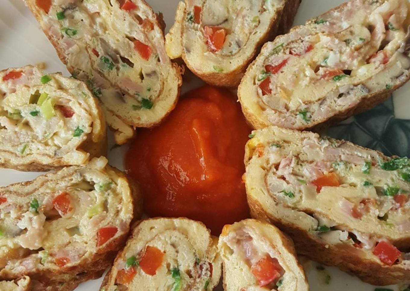 Gyeran Mari (korean egg roll)