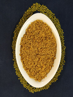 લાપસી(lapsi recipe in gujarati) રેસીપી મુખ્ય ફોટો