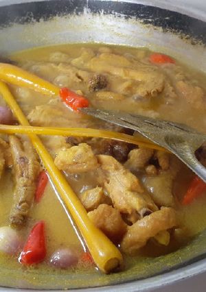 Foto resep Ayam Bumbu Masak Kuning