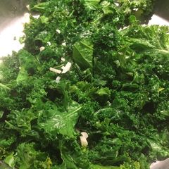 A picture of Sautéed garlic kale.