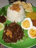 Nasi krawu khas gresik