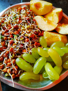 स्प्राउट्स अंकुरित आहार (sprouts ankurit aahar recipe in Hindi) रेसिपी मुख्य फोटो