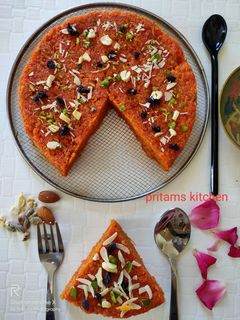 गाजर का हलवा (Gajar ka halwa recipe in Hindi) रेसिपी मुख्य फोटो