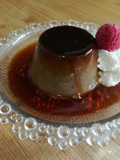 Una foto de Flan de sésamo negro