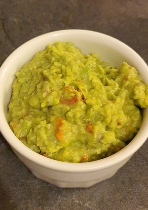 Une photo de Guacamole maison revisité à ma façon