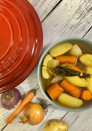 Une photo de Bouillon de légumes aux épices orientales
