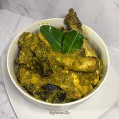 A picture of Ayam lado mudo / ayam cabe hijau.