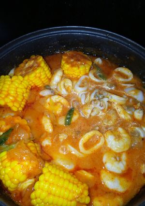 Foto resep Udang🦐cumi🦑jagung🌽 saos padang.