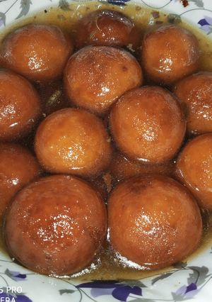 ঘিয়ে ভাজা গুলাব জামুন (ghiye bhajan gulab jamun recipe in Bengali) রেসিপির প্রধান ছবি