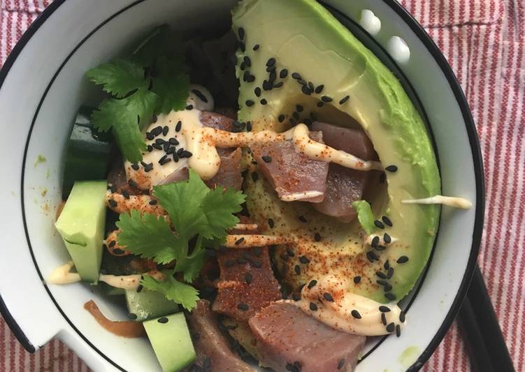 Step-by-Step Guide to Make Favorite Tuna poké bowl