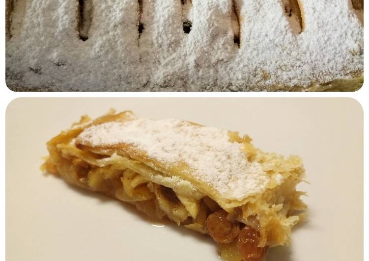 Recipe of Super Quick Homemade Fluffy&#39;s first apfelstrudel 🎄(Apple strudel)