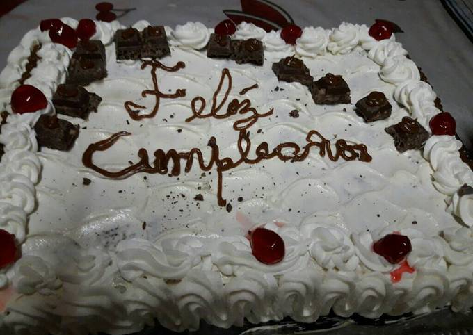 Torta De Chocolate Con Chantilly Receta De Liliana Cookpad