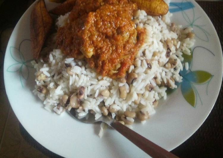 Stewed Rice, beans and plantain