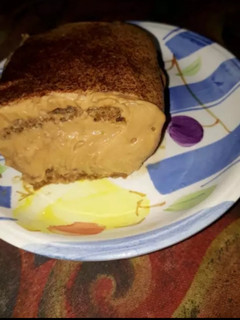 Una foto de Tiramisú de dulce de leche sin huevo