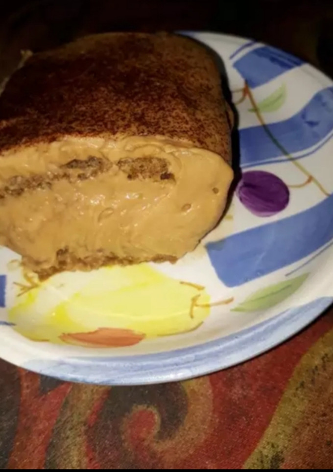 Una foto de Tiramisú de dulce de leche sin huevo