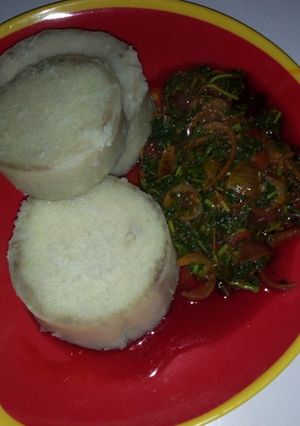 A picture of White yam and vegetables stew.