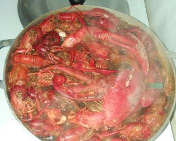 Easy Cooking Recipe Lobster claws and crawfish broilyes Im at it again  Delicious and Healthy