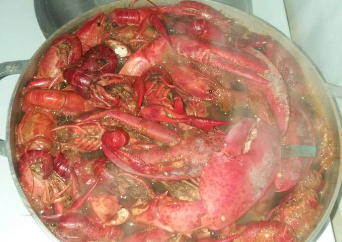 Simple Way to Make Favorite Lobster claws and crawfish broil(yes I'm at it again 😁)