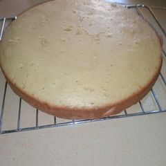 A picture of Classic Vanilla Cake.