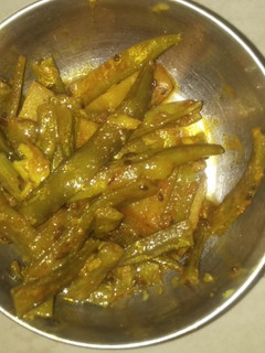 ગુવાર નું શાક (Guvar Shak Recipe In Gujarati) રેસીપી મુખ્ય ફોટો