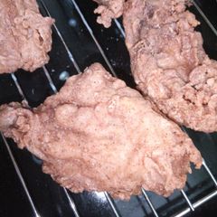 A picture of Fried chicken (KFC STYLE).