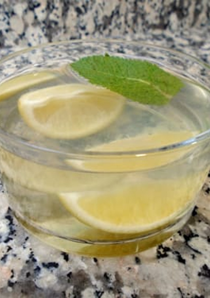 Una foto de Infusión de hierbabuena y lima