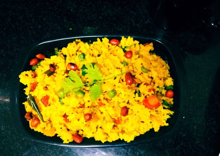 Simple Way to Prepare Any-night-of-the-week Healthy vegetable Poha recipe