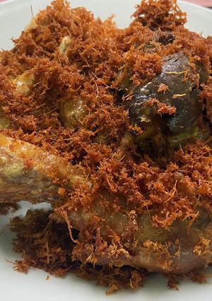 Foto resep Ayam goreng lengkuas kelapa