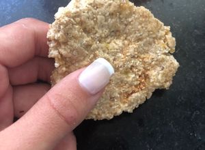 Una foto de Galletas de avena súper sanas y light! Sin harina, ni huevo. Fáciles!!