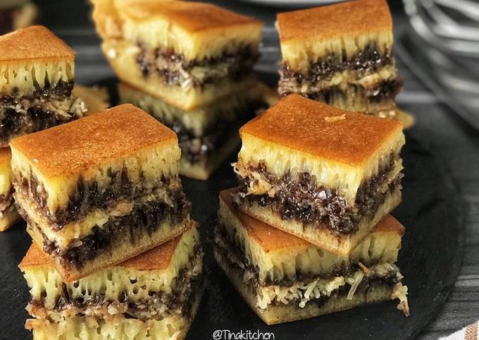 MARTABAK MANIS (Rahasia 100% Sukses ! Martabak Manis Teplon Rumahan ( Terang Bulan)