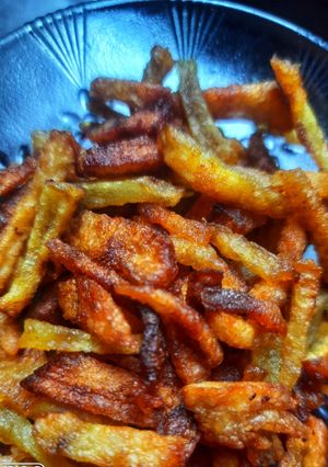কুকুরে আলু ভাজা (kurkure aloo bhaaja recipe in Bengali) রেসিপির প্রধান ছবি