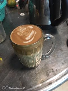 Hình của món Coffee latte bọt (món kết hợp).