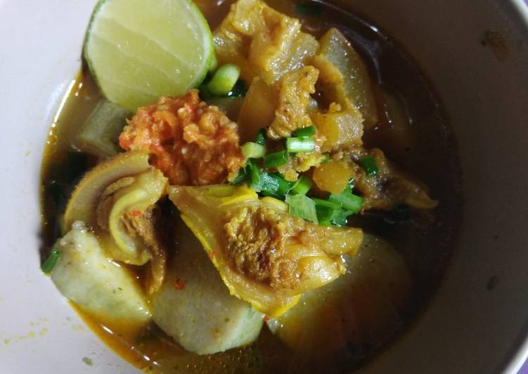 Resep Lontong kikil 😋😋 oleh Isnani Cookpad