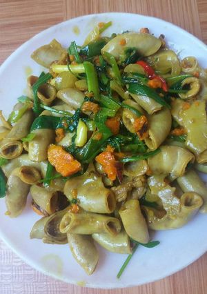 Hình của món Lòng xào nghệ.