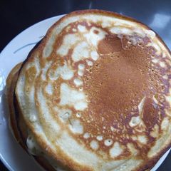 A picture of Fluffy pancakes.