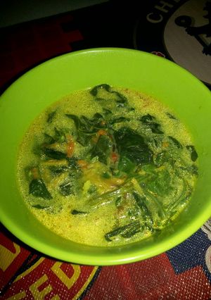 Foto resep Daun singkong santan pedas