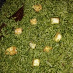 A picture of Palak Rice.