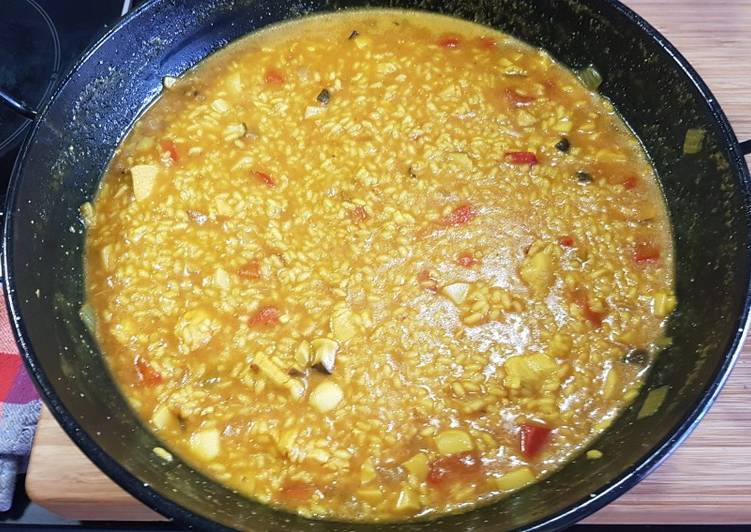 Arroz caldoso de pollo de corral y boletus
