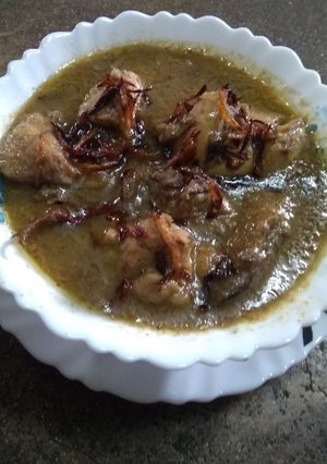 A picture of Chicken Korma.