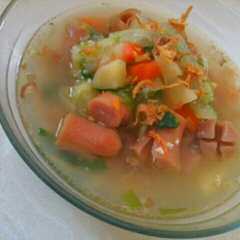 A picture of Sup Sosis+Sayuran Simple.